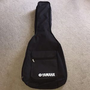 Yamaha guitar case soft! Great condition